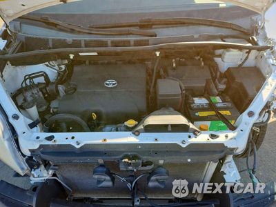 Zdjęcie 12 z 14 samochodu: 2011 TOYOTA SIENNA LE VIN:5TDKK3DC6BS175104 - miniatura