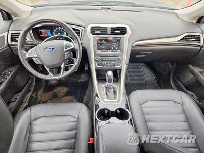 Zdjęcie 8 z 12 samochodu: 2016 FORD FUSION SE VIN:3FA6P0H94GR304490 - miniatura