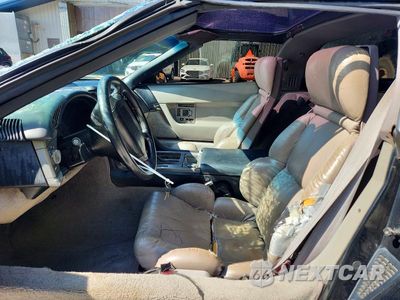Zdjęcie 7 z 12 samochodu: 1990 CHEVROLET CORVETTE VIN:1G1YY2385L5100345 - miniatura