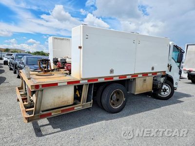 Trzecie zdjęcie samochodu z tyłu: 2019 CHEVROLET 4500 VIN:54DCDW1B5KS810859 - miniatura