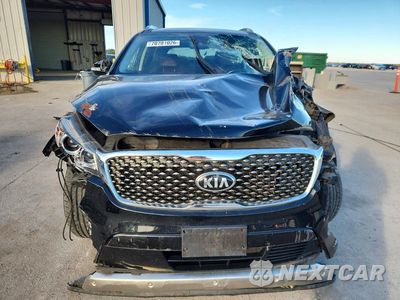 Piąte zdjęcie samochodu w środku: 2017 KIA SORENTO SX V6 VIN:5XYPKDA5XHG242987 - miniatura