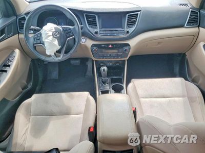 Zdjęcie 8 z 13 samochodu: 2018 HYUNDAI TUCSON VALUE VIN:KM8J33A28JU740821 - miniatura