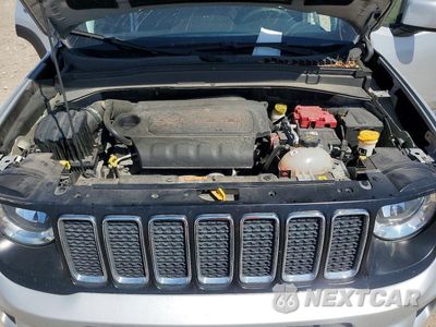 Zdjęcie 11 z 12 samochodu: 2020 JEEP RENEGADE LATITUDE VIN:ZACNJABB2LPL65718 - miniatura