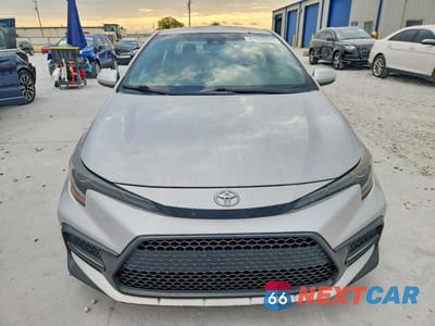 Piąte zdjęcie samochodu w środku: 2020 TOYOTA COROLLA SE VIN:5YFS4RCEXLP015561 - miniatura