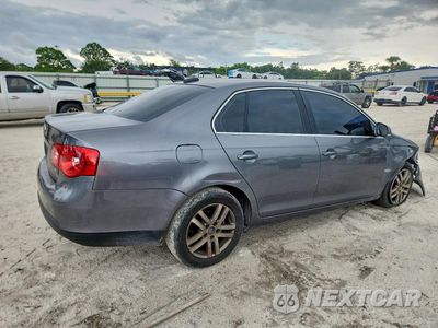 Trzecie zdjęcie samochodu z tyłu: 2005 VOLKSWAGEN NEW JETTA 2.5L OPTION PACKAGE 2 VIN:3VWDF71K35M647535 - miniatura