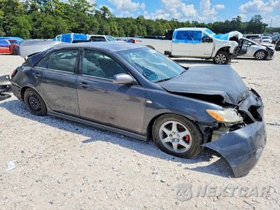 Czwarte zdjęcie samochodu z boku: 2007 TOYOTA CAMRY SE V6 VIN:4T1BK46K87U031076 - miniatura