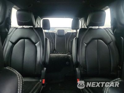 Zdjęcie 10 z 13 samochodu: 2025 CHRYSLER PACIFICA SELECT VIN:2C4RC1BG5SR504762 - miniatura