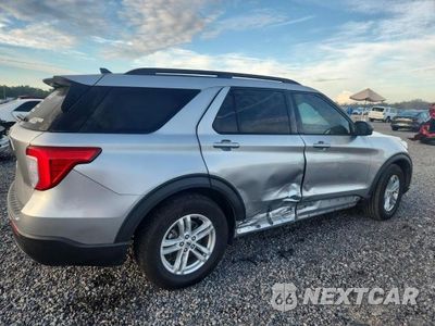 Trzecie zdjęcie samochodu z tyłu: 2021 FORD EXPLORER XLT VIN:1FMSK7DH0MGA49073 - miniatura