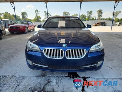 Piąte zdjęcie samochodu w środku: 2013 BMW 550 I VIN:WBAFR9C52DD226659 - miniatura