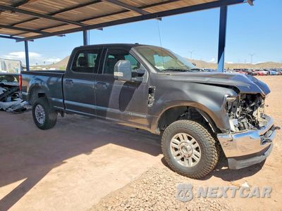 Czwarte zdjęcie samochodu z boku: 2018 FORD F250 SUPER DUTY VIN:1FT7W2BT2JEC60422 - miniatura