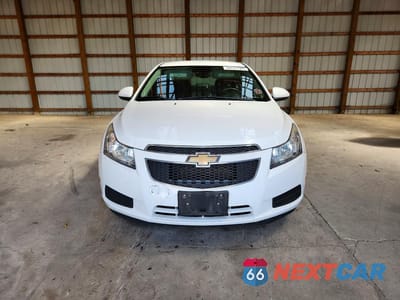 Piąte zdjęcie samochodu w środku: 2013 CHEVROLET CRUZE LT VIN:1G1PC5SB3D7131947 - miniatura