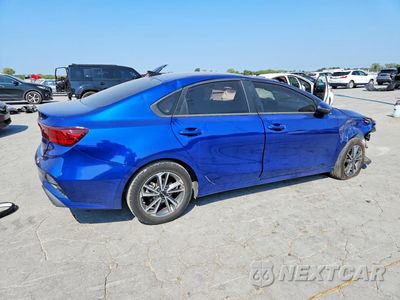 Trzecie zdjęcie samochodu z tyłu: 2024 KIA FORTE LXS VIN:3KPF24AD8RE760839 - miniatura