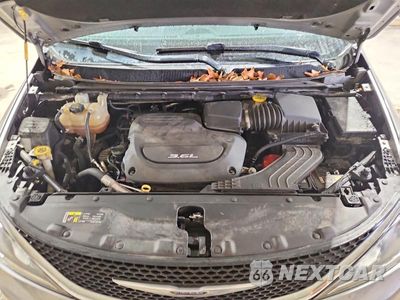 Zdjęcie 12 z 13 samochodu: 2017 CHRYSLER PACIFICA TOURING L VIN:2C4RC1BG1HR539131 - miniatura