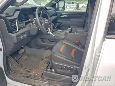 Zdjęcie 7 z 12 samochodu: 2025 GMC SIERRA K2500 AT4 VIN:1GT4UPE70SF336929 - miniatura