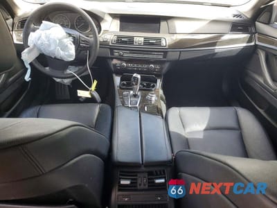 Zdjęcie 8 z 13 samochodu: 2012 BMW 528 XI VIN:WBAXH5C53CDW05202 - miniatura