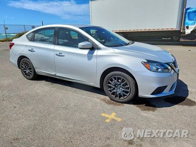 Czwarte zdjęcie samochodu z boku: 2019 NISSAN SENTRA S VIN:3N1AB7AP4KY243468 - miniatura
