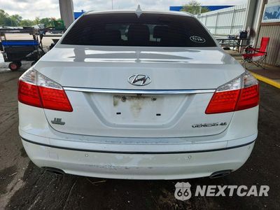 Zdjęcie 6 z 12 samochodu: 2011 HYUNDAI GENESIS 4.6L VIN:KMHGC4DF6BU132957 - miniatura