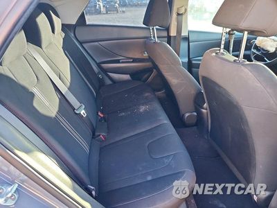 Zdjęcie 10 z 13 samochodu: 2021 HYUNDAI ELANTRA SEL VIN:KMHLM4AG7MU111143 - miniatura