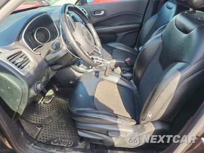 Zdjęcie 7 z 13 samochodu: 2020 JEEP COMPASS LATITUDE VIN:3C4NJDBB9LT239580 - miniatura