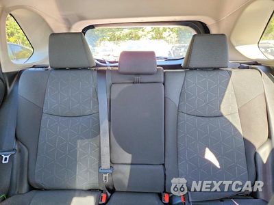 Zdjęcie 10 z 14 samochodu: 2025 TOYOTA RAV4 WOODLAND EDITION VIN:2T3UWRFV0SW256841 - miniatura