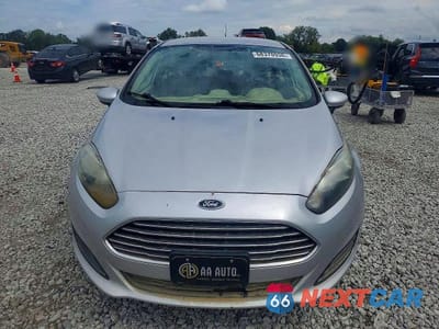 Piąte zdjęcie samochodu w środku: 2019 FORD FIESTA S VIN:3FADP4AJXKM153552 - miniatura