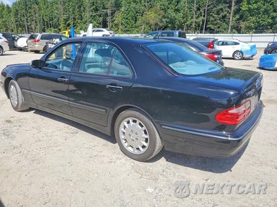 Drugie zdjęcie samochodu z przodu: 2000 MERCEDES-BENZ E 320 VIN:WDBJF65J7YB109724 - miniatura