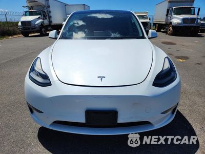 Piąte zdjęcie samochodu w środku: 2023 TESLA MODEL Y VIN:7SAYGAEE2PF627919 - miniatura