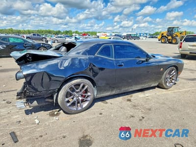 Trzecie zdjęcie samochodu z tyłu: 2022 DODGE CHALLENGER R/T SCAT PACK VIN:2C3CDZFJ4NH125225 - miniatura