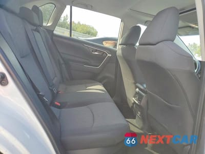 Zdjęcie 11 z 14 samochodu: 2020 TOYOTA RAV4 HYBRID XLE VIN:2T3RWRFV8LW072092 - miniatura