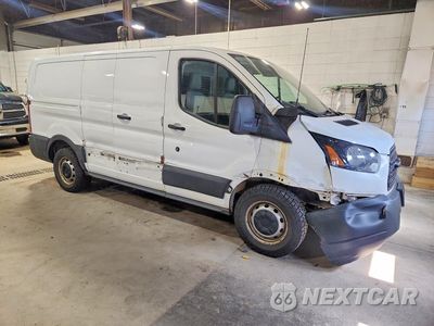 Czwarte zdjęcie samochodu z boku: 2017 FORD TRANSIT T-150 VIN:1FTYE1ZM4HKB38088 - miniatura