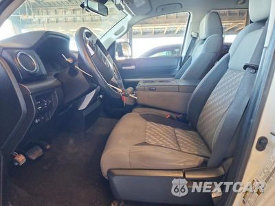 Zdjęcie 7 z 12 samochodu: 2019 TOYOTA TUNDRA SR5 VIN:5TFRY5F18KX251453 - miniatura