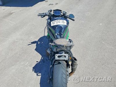 Zdjęcie 6 z 8 samochodu: 2020 KAWASAKI ZR1000 K VIN:JKAZRCK14LA002444 - miniatura