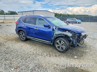 Czwarte zdjęcie samochodu z boku: 2017 NISSAN ROGUE SL VIN:JN8AT2MTXHW146351 - miniatura
