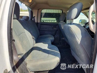 Zdjęcie 10 z 12 samochodu: 2018 RAM 2500 ST VIN:3C6UR5CL0JG262759 - miniatura