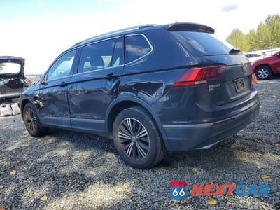 Drugie zdjęcie samochodu z przodu: 2018 VOLKSWAGEN TIGUAN SE VIN:3VV3B7AX1JM083854 - miniatura