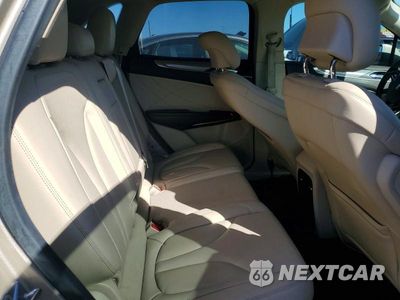 Zdjęcie 10 z 12 samochodu: 2017 LINCOLN MKC PREMIERE VIN:5LMCJ1C98HUL15703 - miniatura