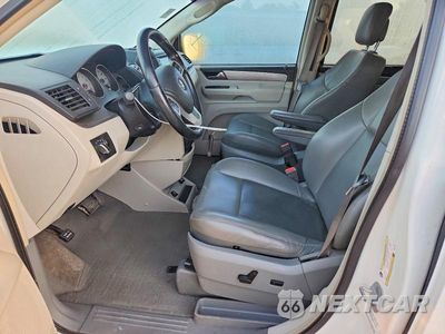 Zdjęcie 7 z 12 samochodu: 2011 VOLKSWAGEN ROUTAN SE VIN:2V4RW3DG2BR641969 - miniatura