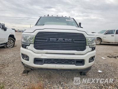 Piąte zdjęcie samochodu w środku: 2021 RAM 3500 BIG HORN VIN:3C63RRHL6MG687743 - miniatura