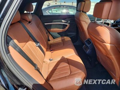 Zdjęcie 11 z 14 samochodu: 2019 AUDI E-TRON PRESTIGE VIN:WA1VAAGE9KB015883 - miniatura