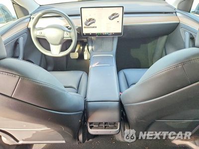 Zdjęcie 8 z 14 samochodu: 2024 TESLA MODEL Y VIN:7SAYGDEE8RA251325 - miniatura