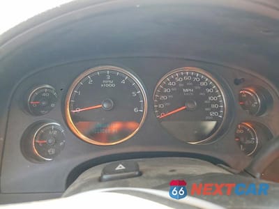 Zdjęcie 9 z 13 samochodu: 2008 GMC YUKON DENALI VIN:1GKFK63888J146116 - miniatura