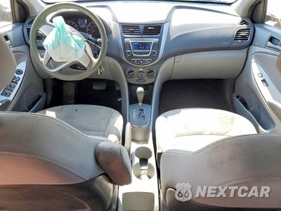 Zdjęcie 8 z 13 samochodu: 2016 HYUNDAI ACCENT SE VIN:KMHCT4AE6GU135598 - miniatura