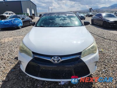 Piąte zdjęcie samochodu w środku: 2016 TOYOTA CAMRY SE VIN:4T1BF1FK0GU161257 - miniatura