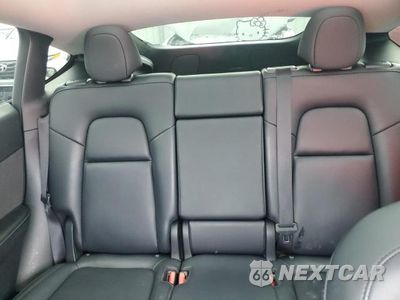 Zdjęcie 10 z 13 samochodu: 2023 TESLA MODEL Y VIN:7SAYGAEE9PF613001 - miniatura