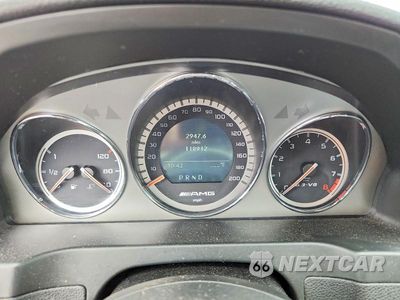 Zdjęcie 9 z 13 samochodu: 2009 MERCEDES-BENZ C 63 AMG VIN:WDDGF77XX9F210386 - miniatura