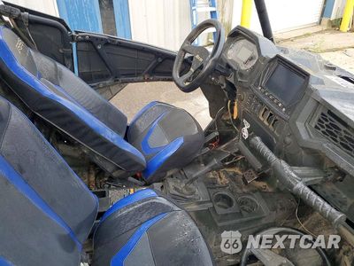 Piąte zdjęcie samochodu w środku: 2018 POLARIS RZR UTILITY VEHICLE VIN:3NSVEL925JF426099 - miniatura