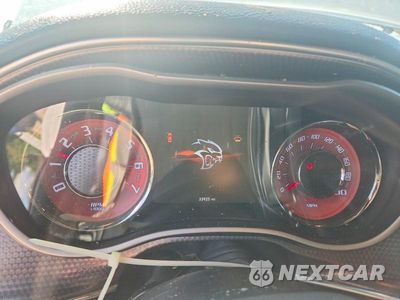 Zdjęcie 9 z 12 samochodu: 2018 DODGE CHALLENGER SRT HELLCAT VIN:2C3CDZC90JH286353 - miniatura