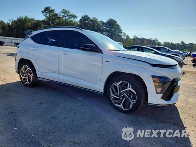 Czwarte zdjęcie samochodu z boku: 2024 HYUNDAI KONA N LINE VIN:KM8HA3A30RU094568 - miniatura