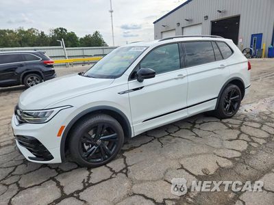 2024 VOLKSWAGEN TIGUAN SE R-LINE BLACK 3VVCB7AX2RM207268 - główne zdjęcie licytacji z USA - miniatura