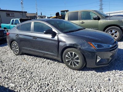 Czwarte zdjęcie samochodu z boku: 2020 HYUNDAI ELANTRA SE VIN:5NPD74LF2LH586972 - miniatura